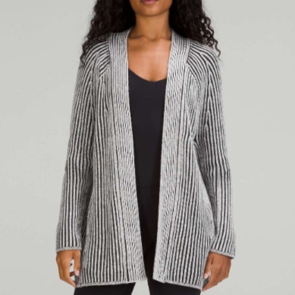 Lululemon Cotton-Cashmere Blend Sweater Wrap Powdered Clay/White/Lakeside Size 8 - Picture 1 of 15